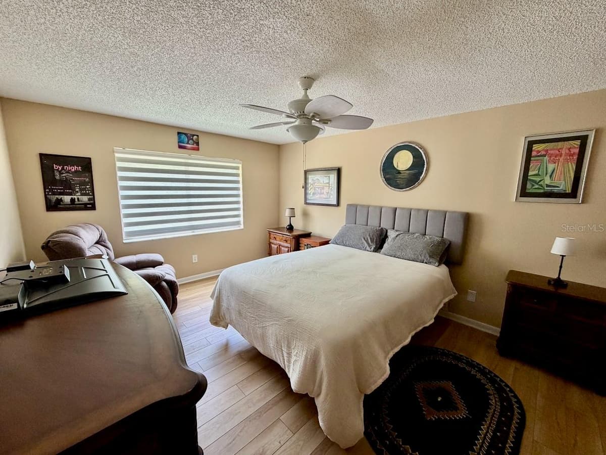 13604 VILLAGE DRIVE — photo 10 of 21