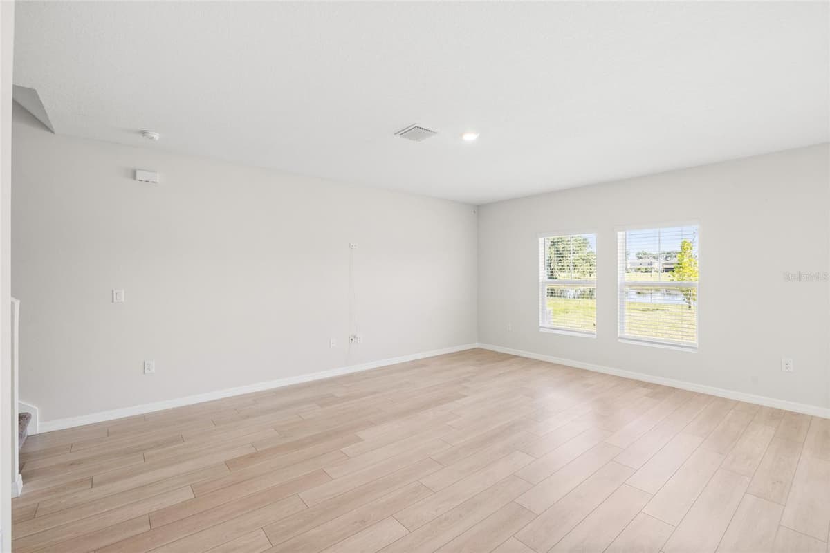 14886 SUMMER BRANCH DRIVE — photo 16 of 51