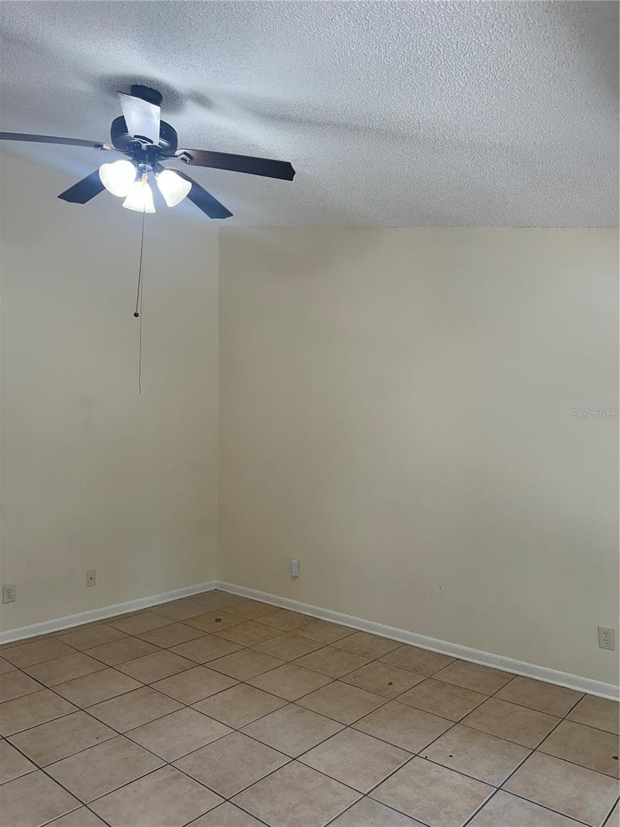 9406 HARTTS DRIVE — photo 27 of 33