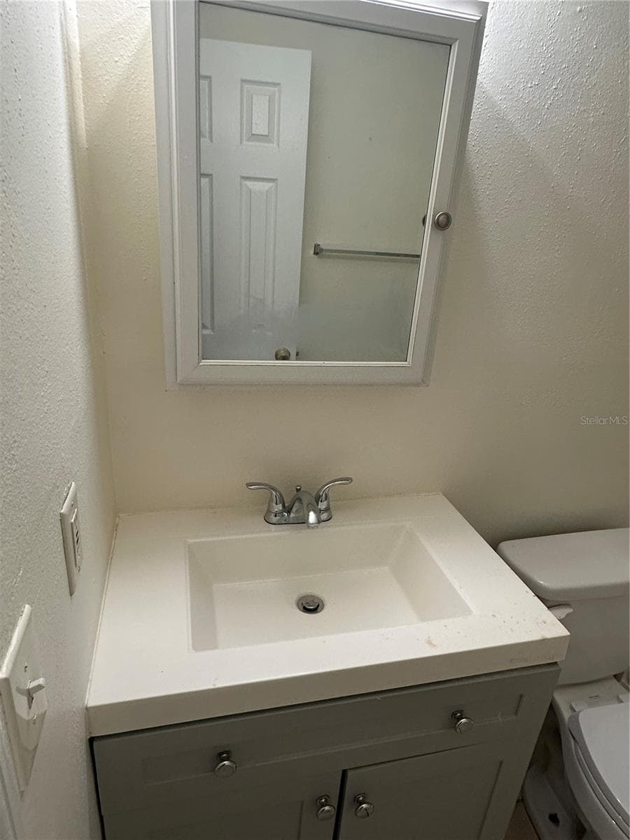 9406 HARTTS DRIVE — photo 25 of 33