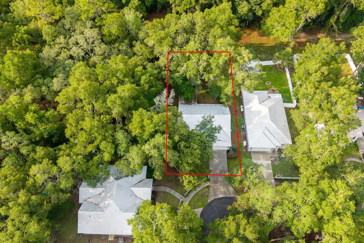 7250 CARDINAL TRAIL — photo 13 of 37