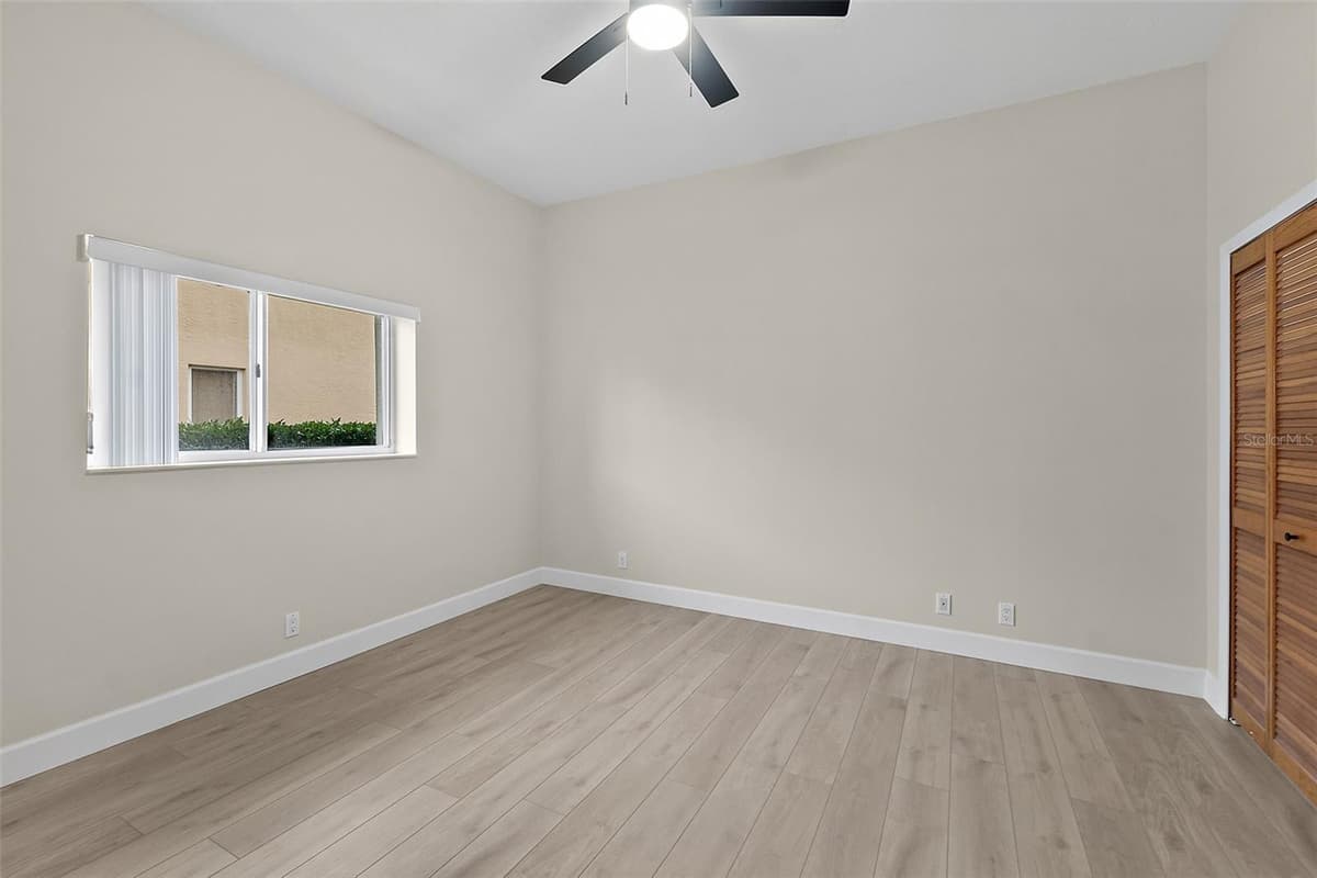 38 KINGSLEY CIRCLE — photo 29 of 56