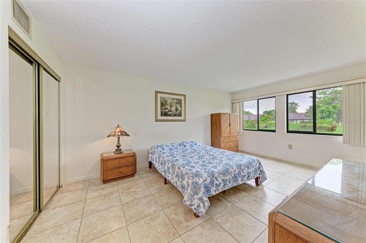 5200 LAKE VILLAGE DRIVE — photo 13 of 29