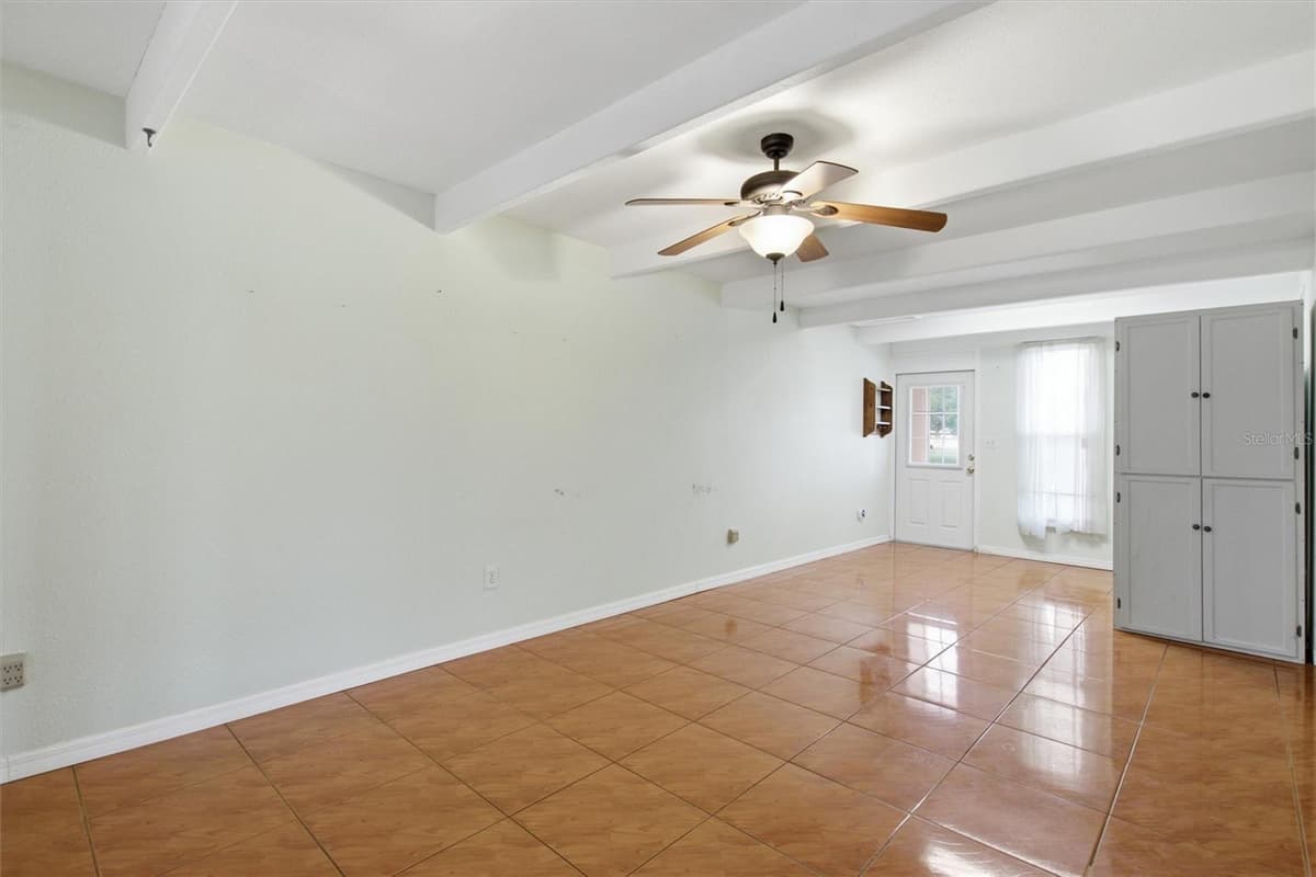 2637 CLUB CIRCLE — photo 9 of 56