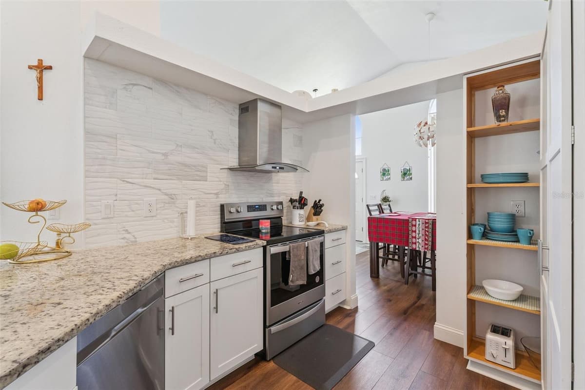 3131 DENHAM COURT — photo 25 of 69