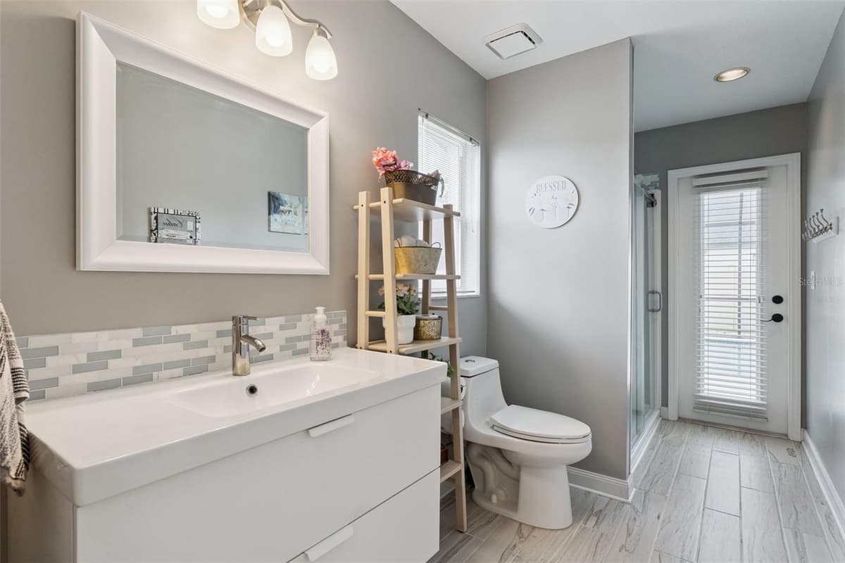 3131 DENHAM COURT — photo 38 of 69