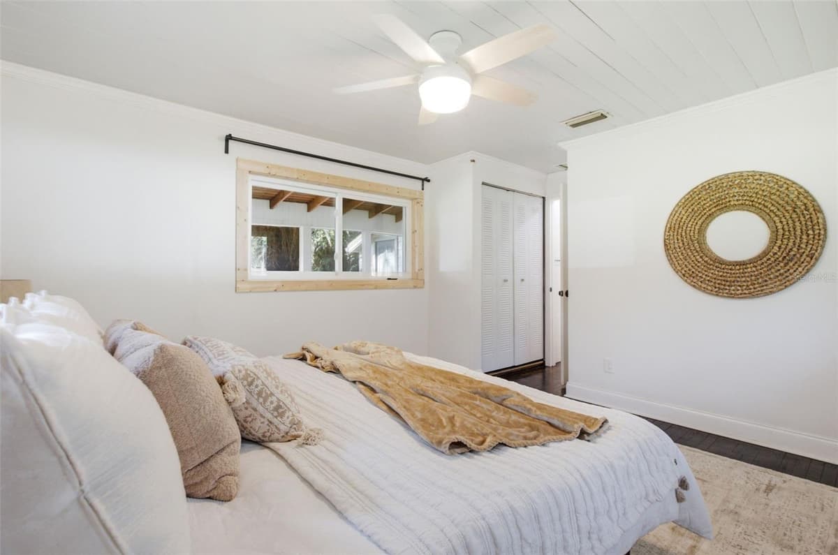 5203 PLEASURE ISLAND ROAD — photo 19 of 35
