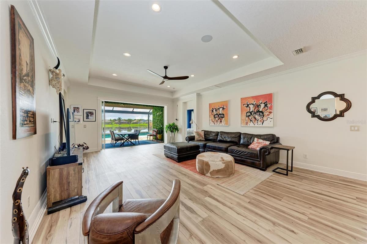 12051 FOREST PARK CIRCLE — photo 14 of 61