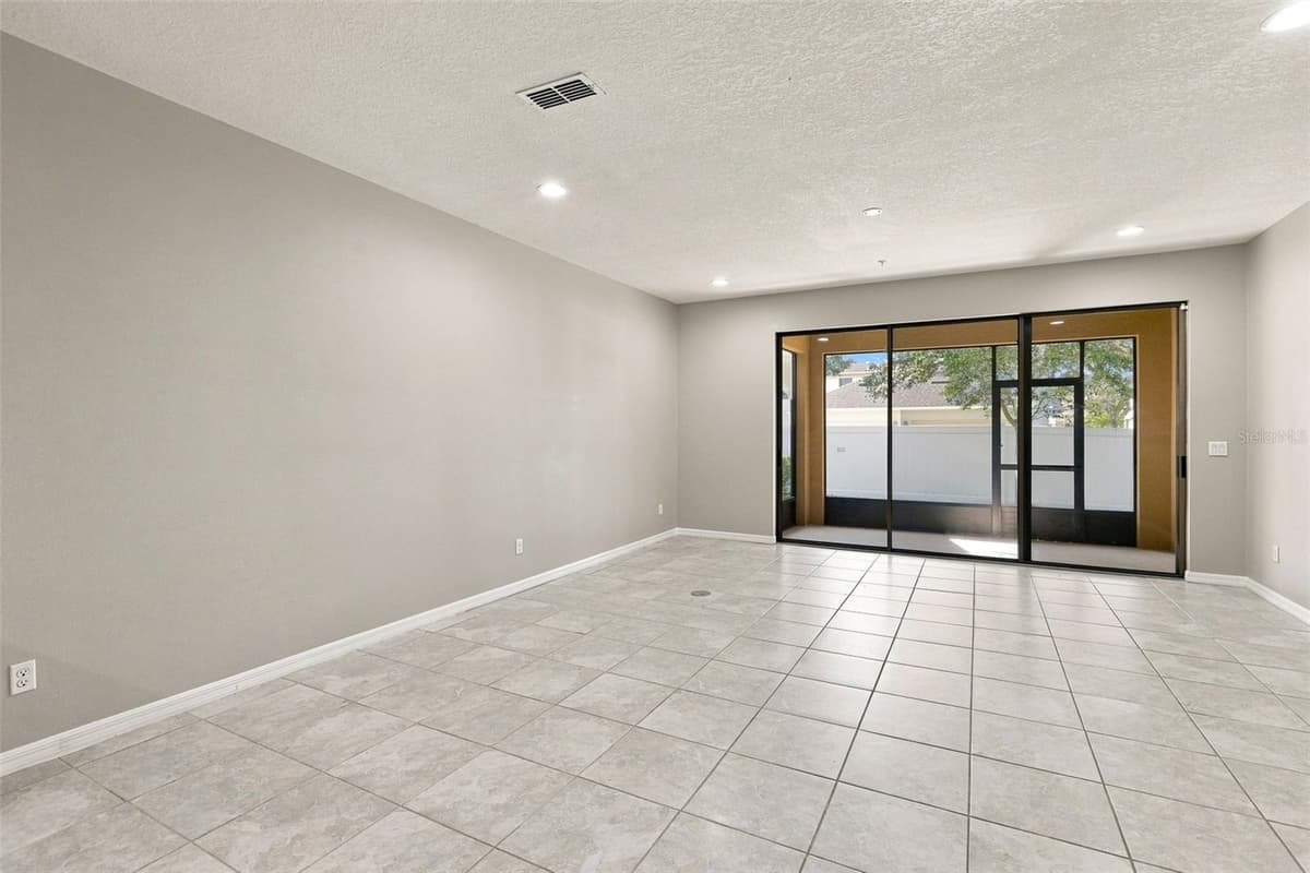 1236 PAVIA DRIVE — photo 7 of 29
