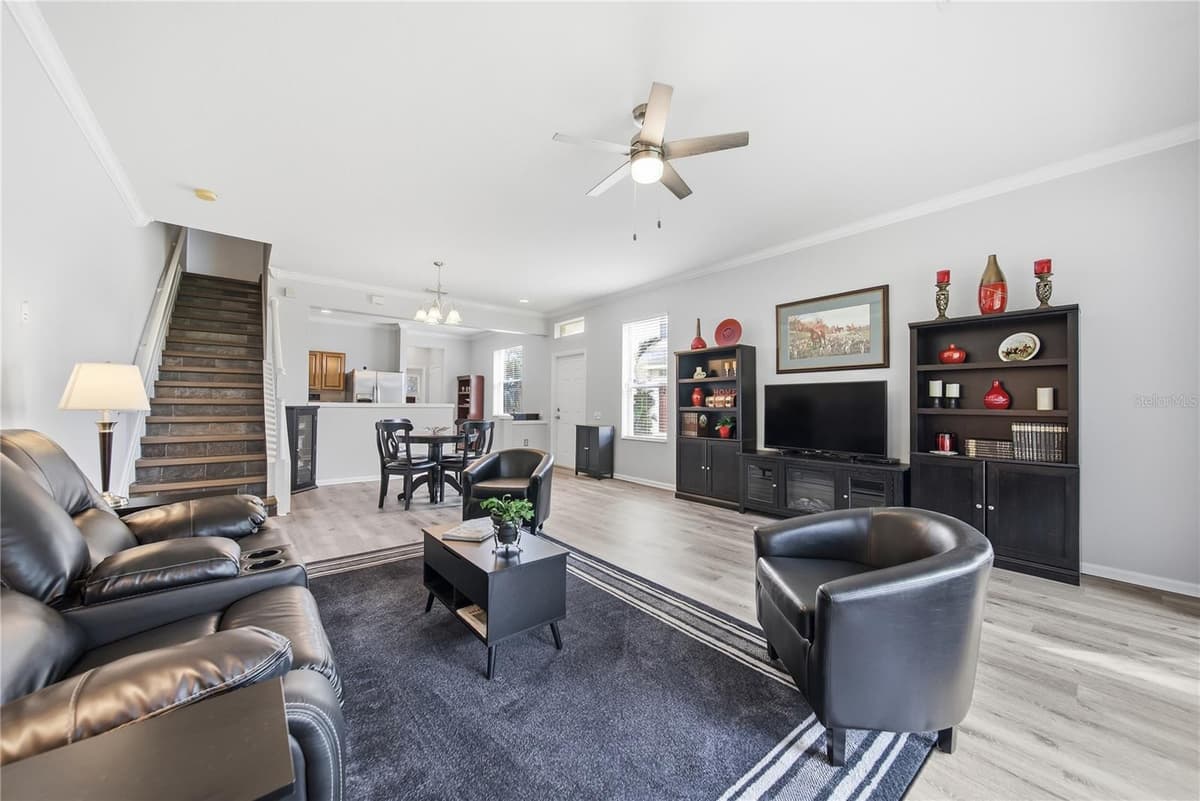2528 GLENRISE PLACE — photo 4 of 27