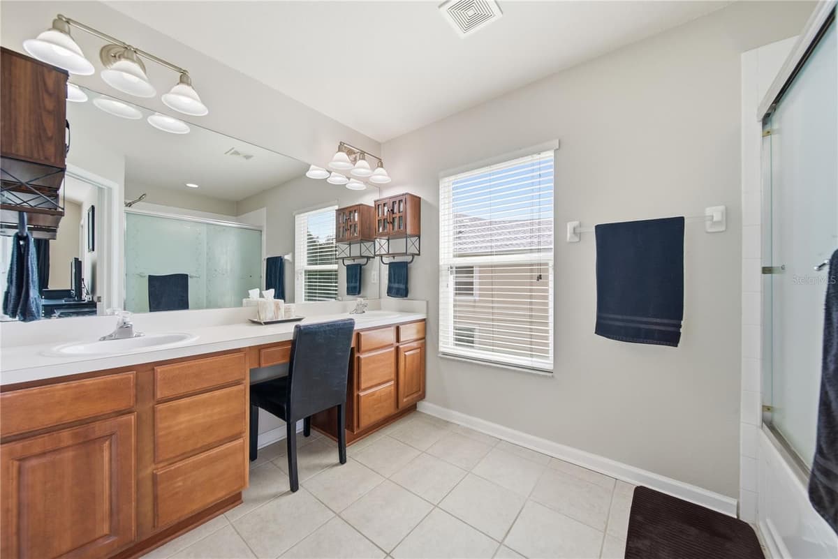 2528 GLENRISE PLACE — photo 19 of 27
