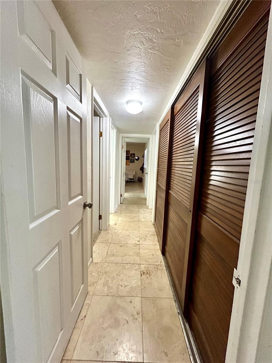 407 NW 39TH RD — photo 20 of 30