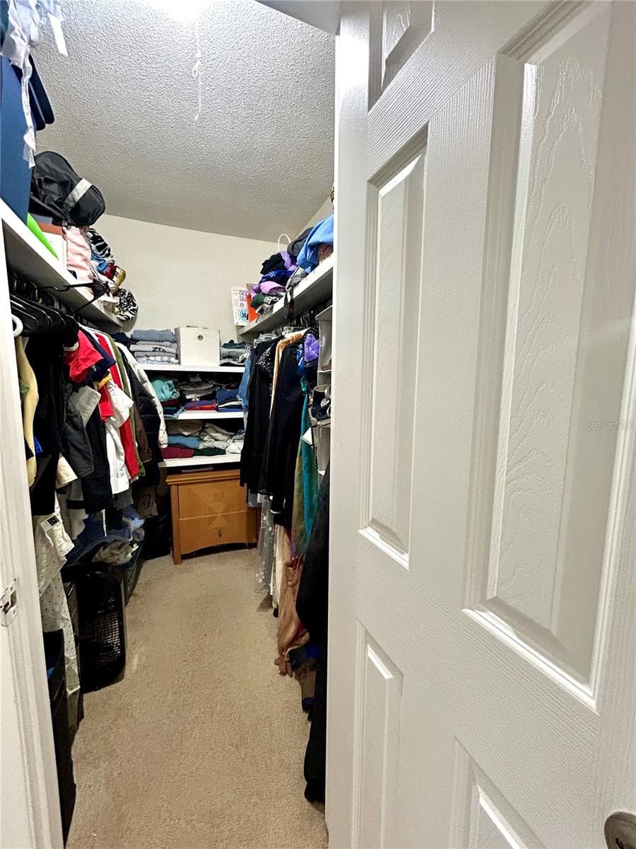 407 NW 39TH RD — photo 11 of 30