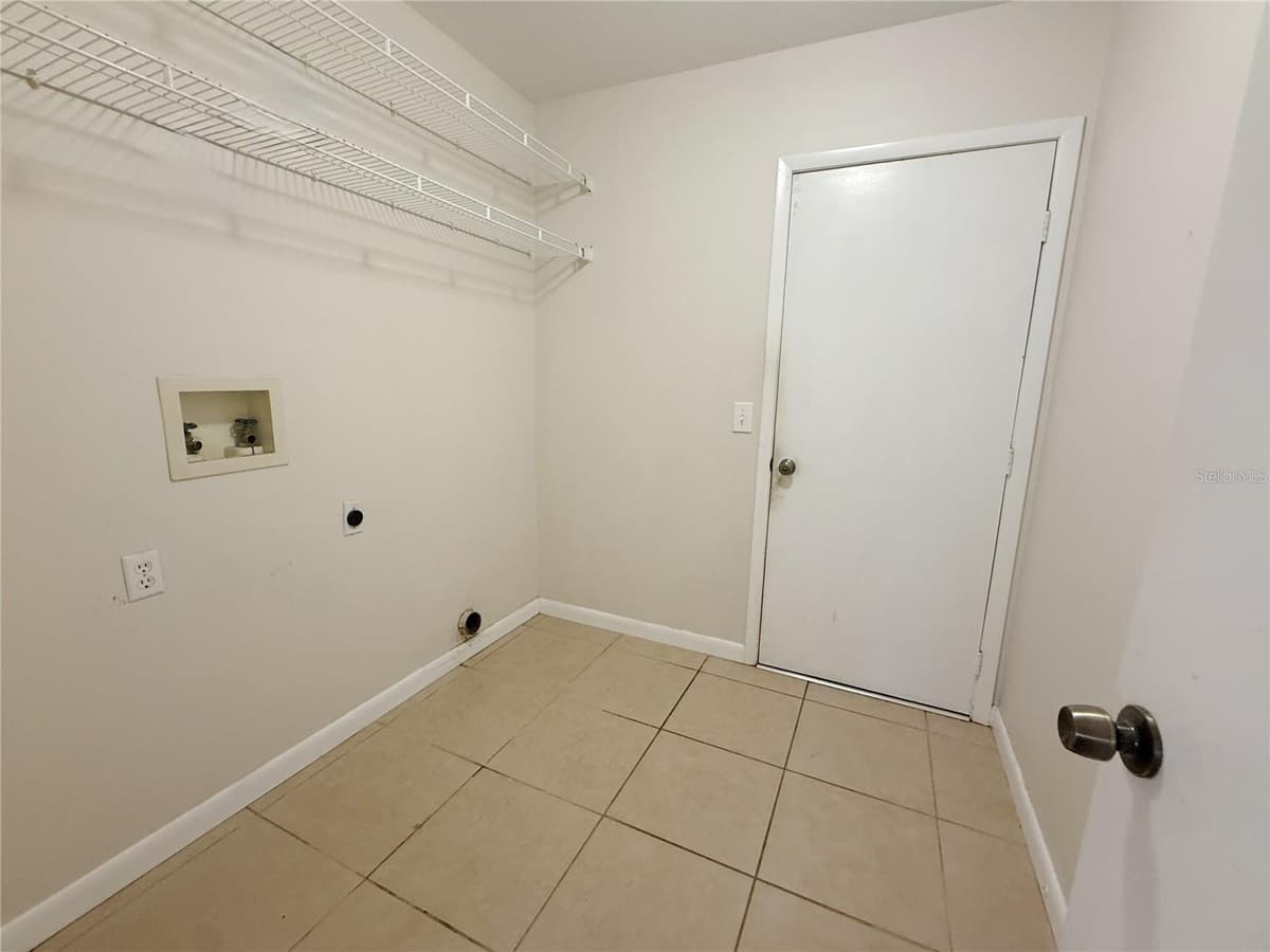 13311 HOLLOWBEND LANE — photo 18 of 20