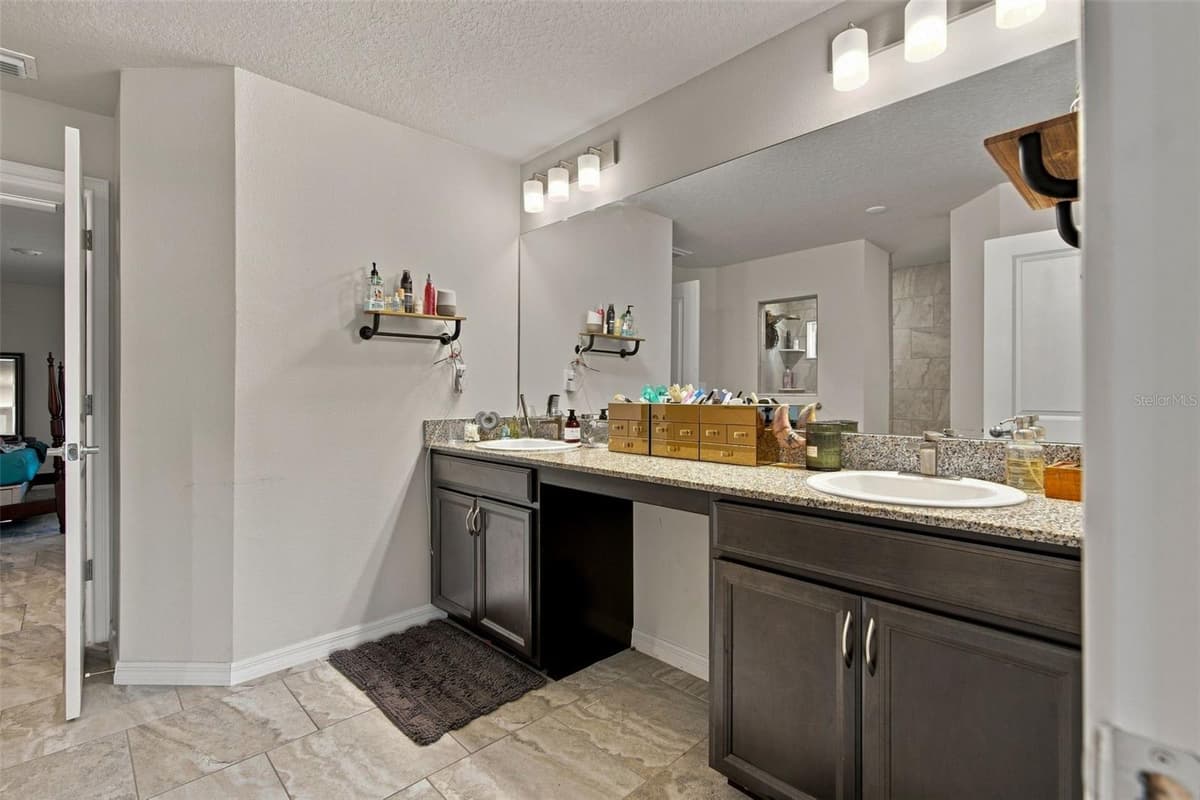 9495 BAYMEADOWS DRIVE — photo 21 of 50