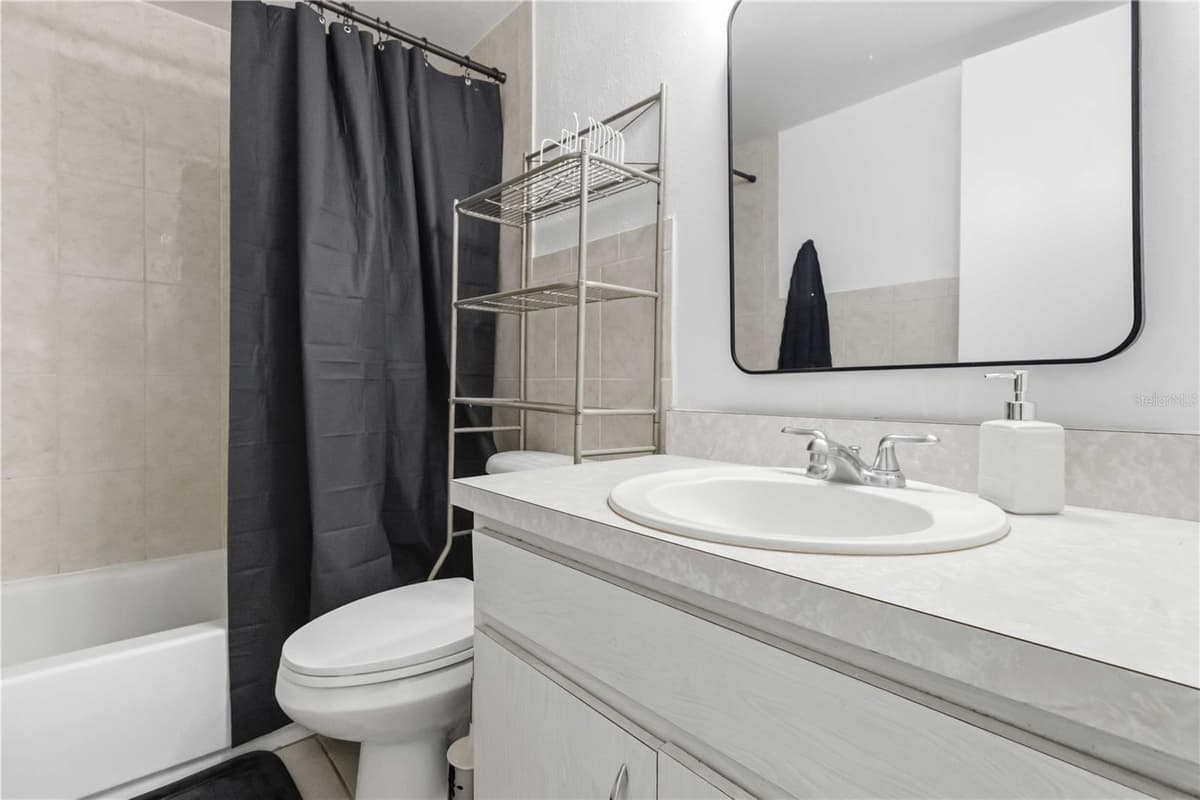 14462 REUTER STRASSE CIRCLE — photo 15 of 24