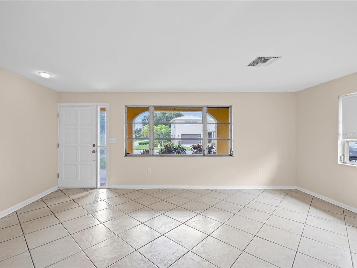 1547 ANDOVER DRIVE — photo 6 of 22
