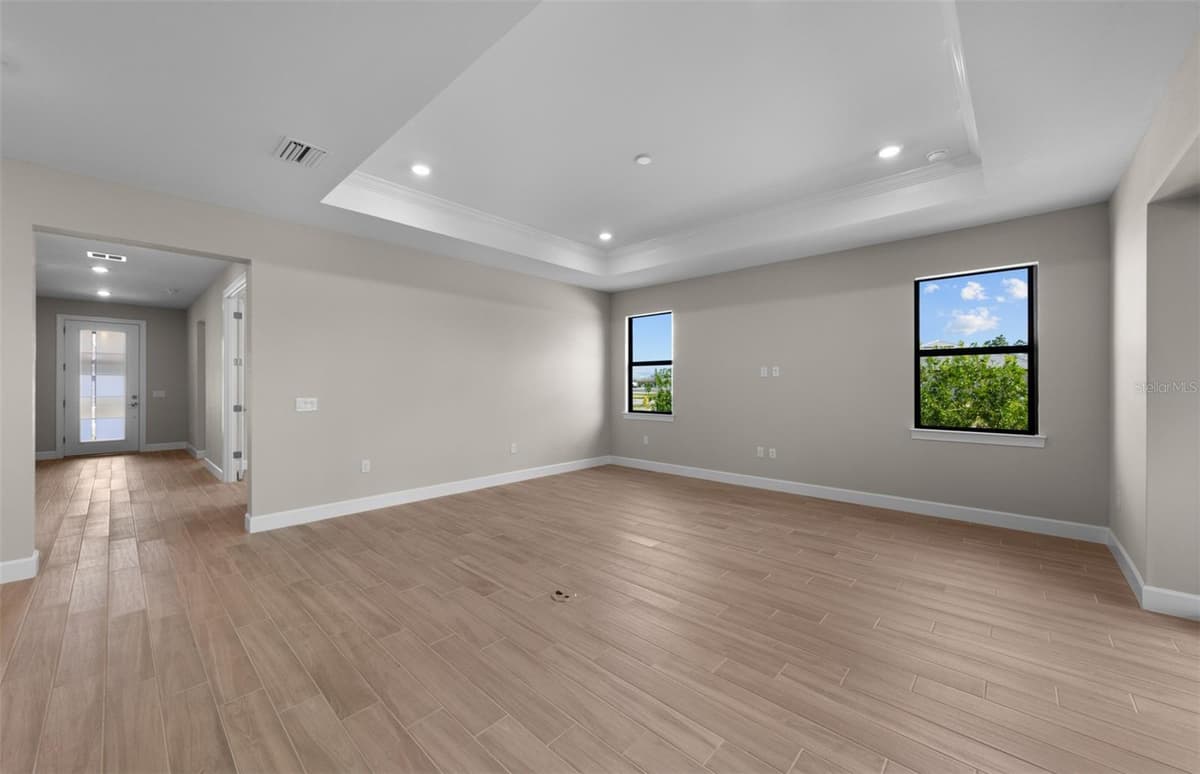 1626 PEPPER GRASS DRIVE — photo 17 of 37