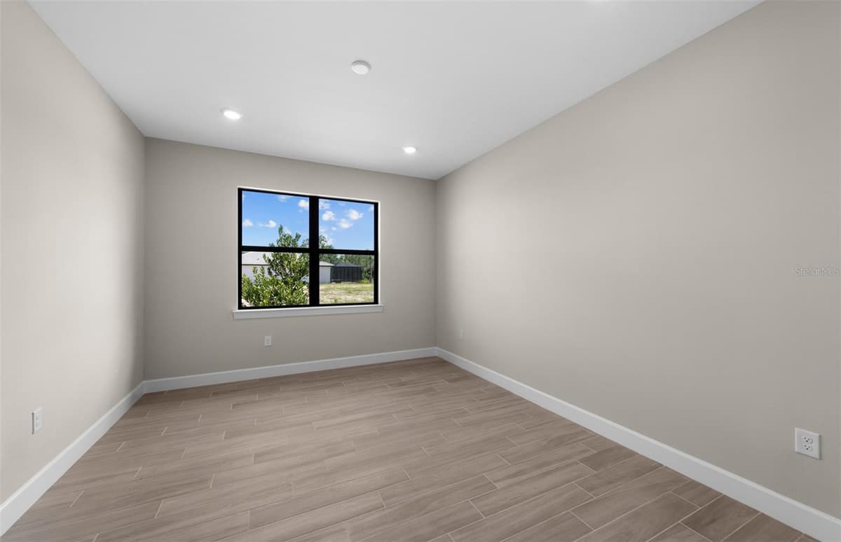 1626 PEPPER GRASS DRIVE — photo 12 of 37