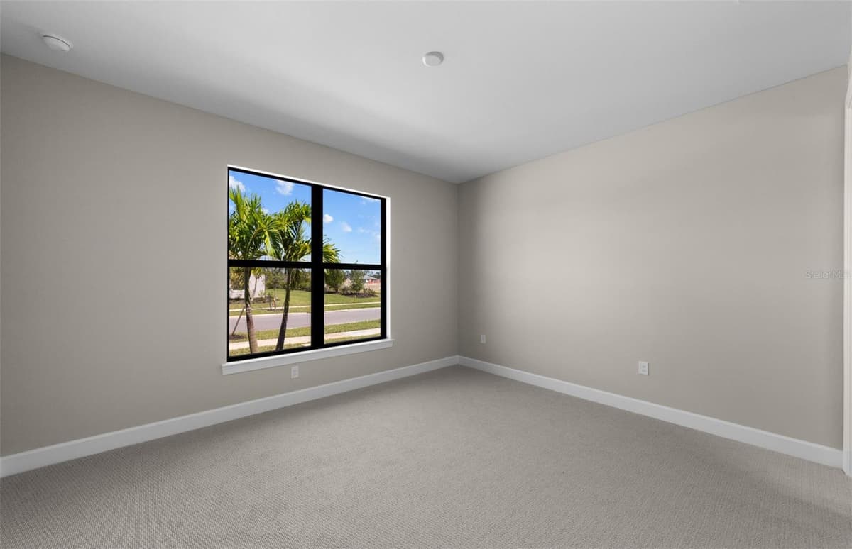 1626 PEPPER GRASS DRIVE — photo 5 of 37