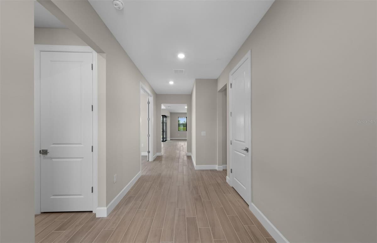 1626 PEPPER GRASS DRIVE — photo 14 of 37