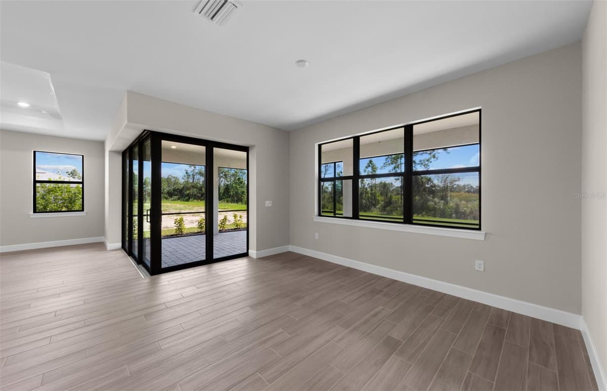 1626 PEPPER GRASS DRIVE — photo 10 of 37