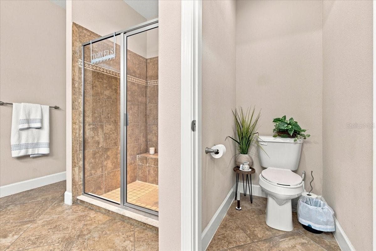 4508 GRAND LAKESIDE DRIVE — photo 26 of 62