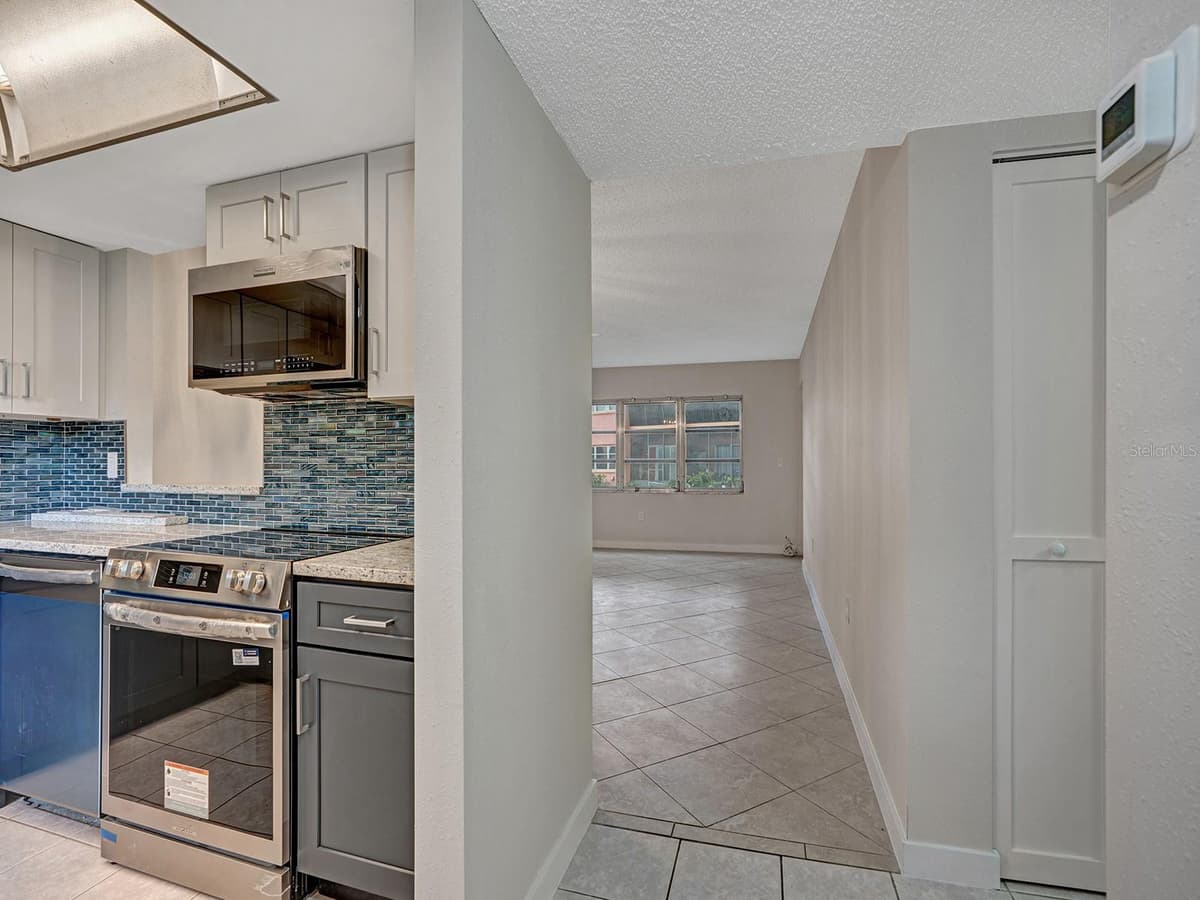 4805 ALT 19 — photo 3 of 19