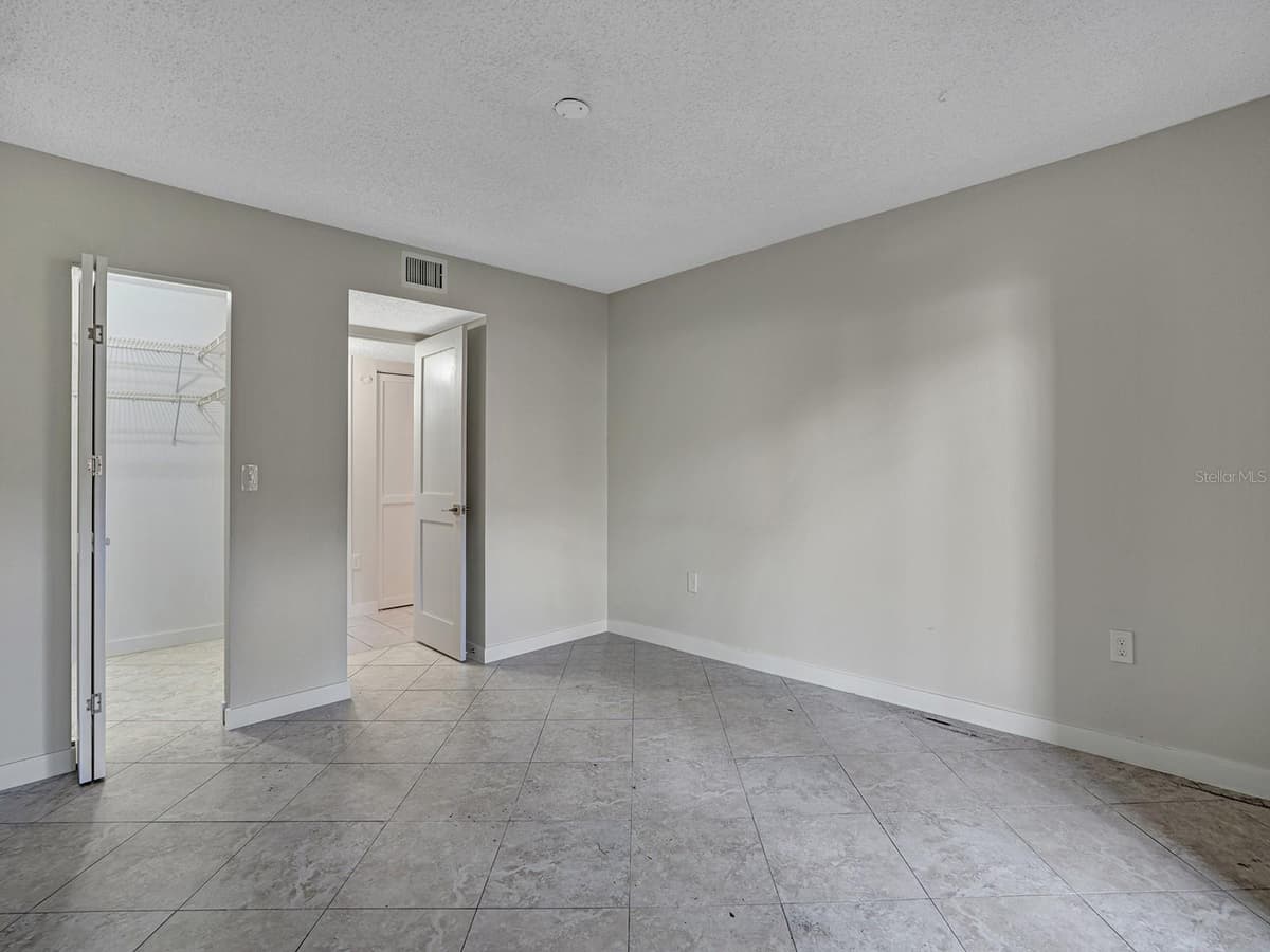 4805 ALT 19 — photo 13 of 19