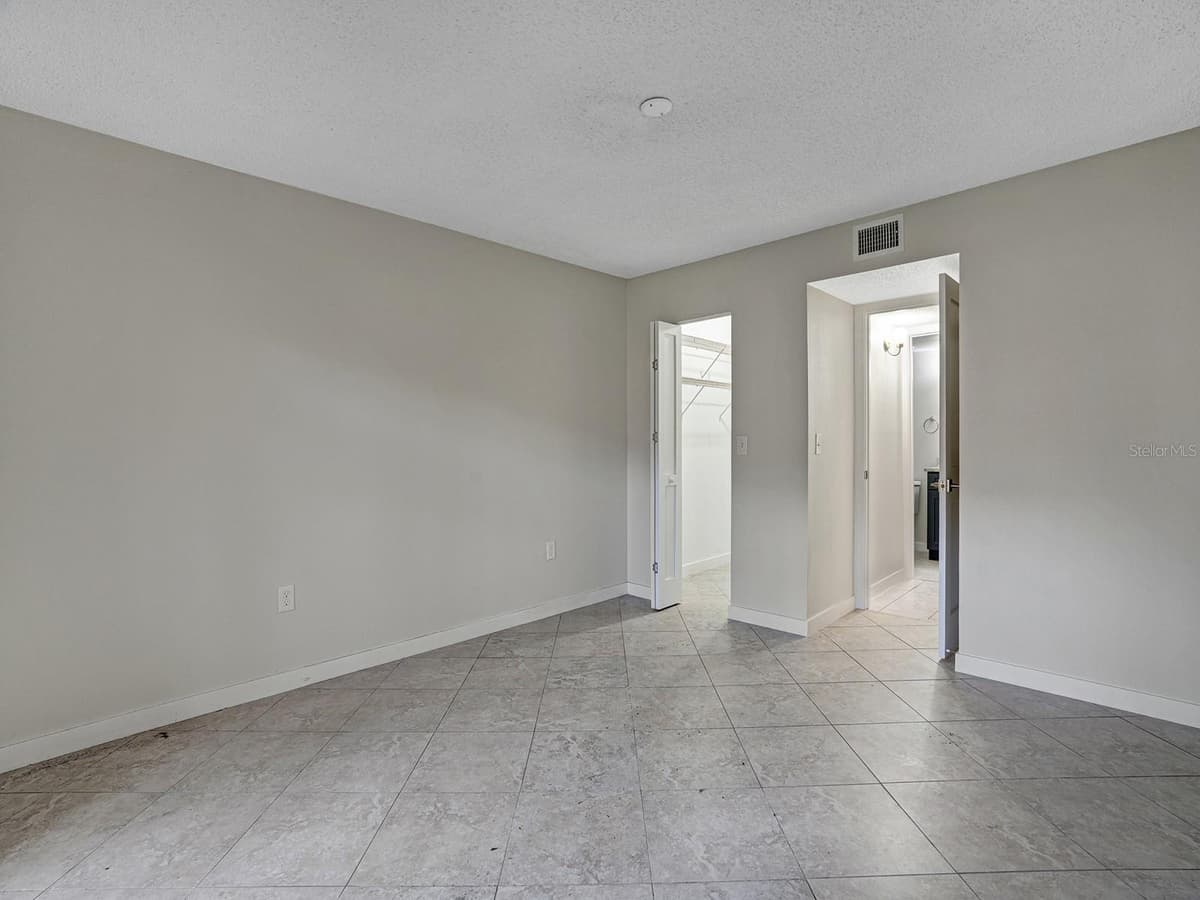 4805 ALT 19 — photo 14 of 19