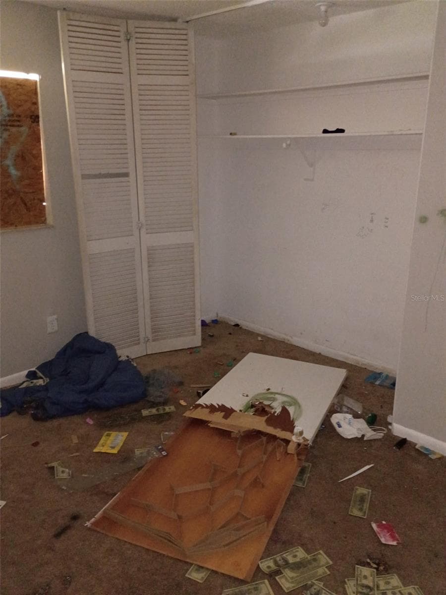 7272 BALBOA DRIVE — photo 10 of 16