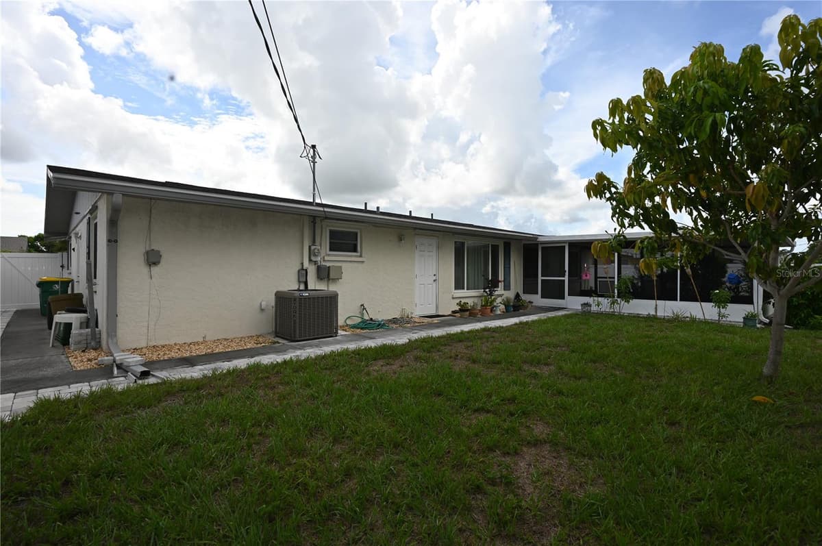 1620 MORNING DOVE LANE — photo 33 of 39
