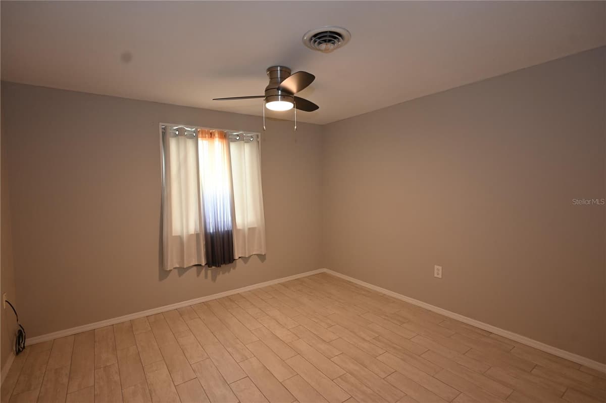 1620 MORNING DOVE LANE — photo 24 of 39
