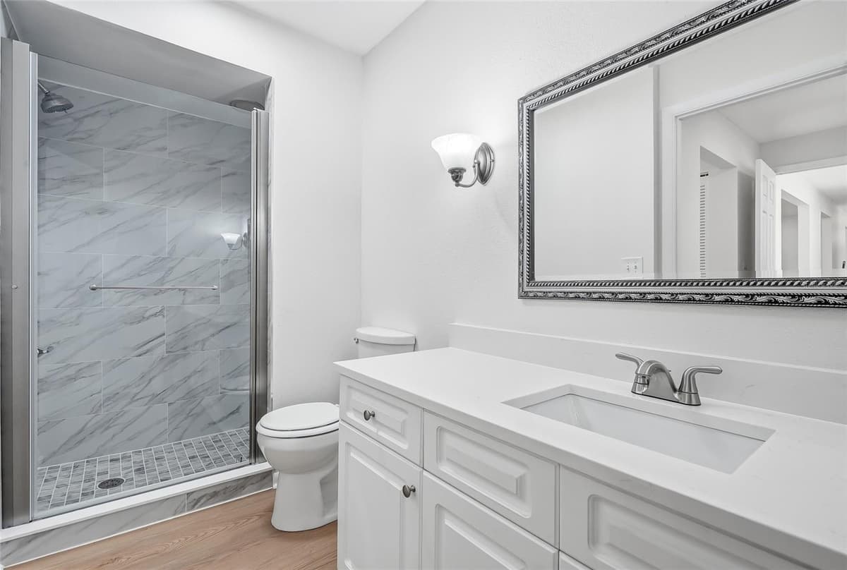 8215 LA SERENA DRIVE — photo 13 of 25
