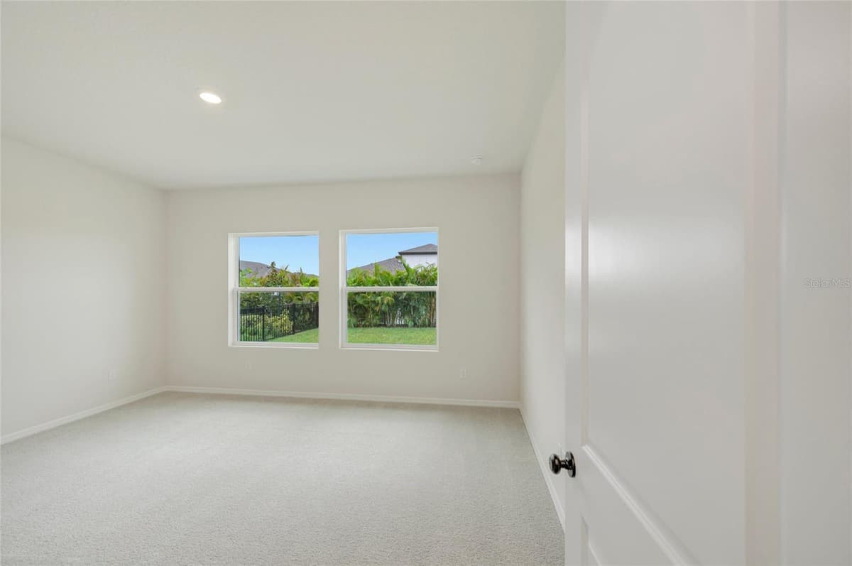 5024 CHAPEL ROW AVENUE — photo 12 of 34