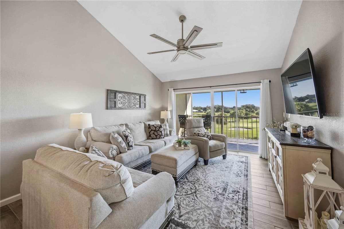406 CERROMAR CIRCLE — photo 19 of 61