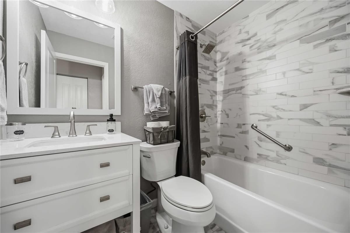 406 CERROMAR CIRCLE — photo 36 of 61