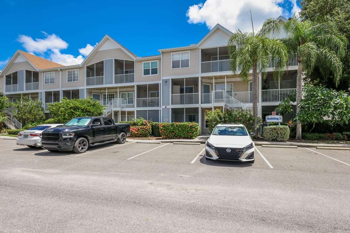 850 TAMIAMI TRAIL — photo 3 of 40