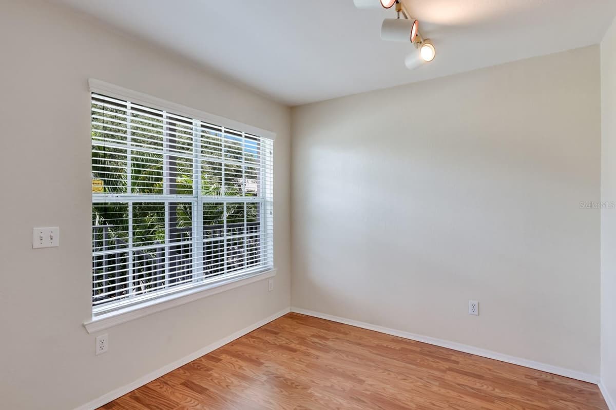 850 TAMIAMI TRAIL — photo 9 of 40