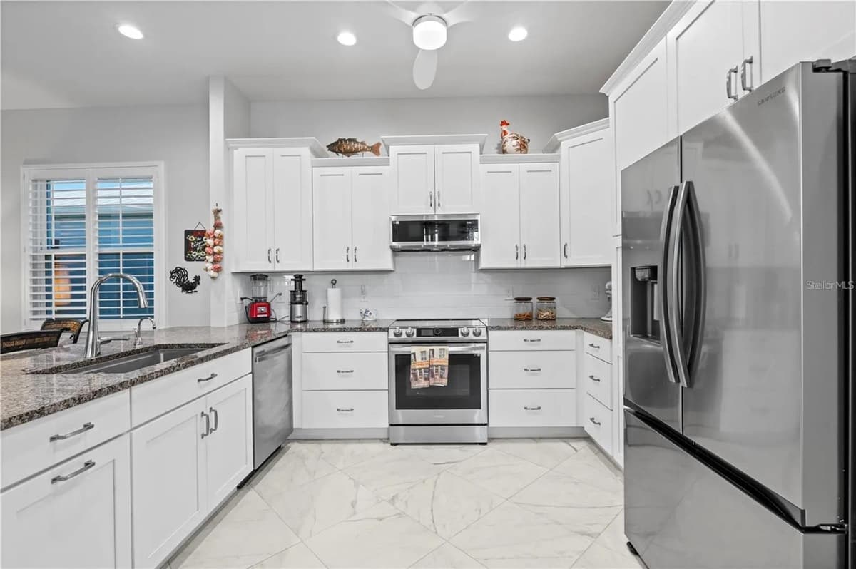 10391 COQUINA COURT — photo 11 of 37