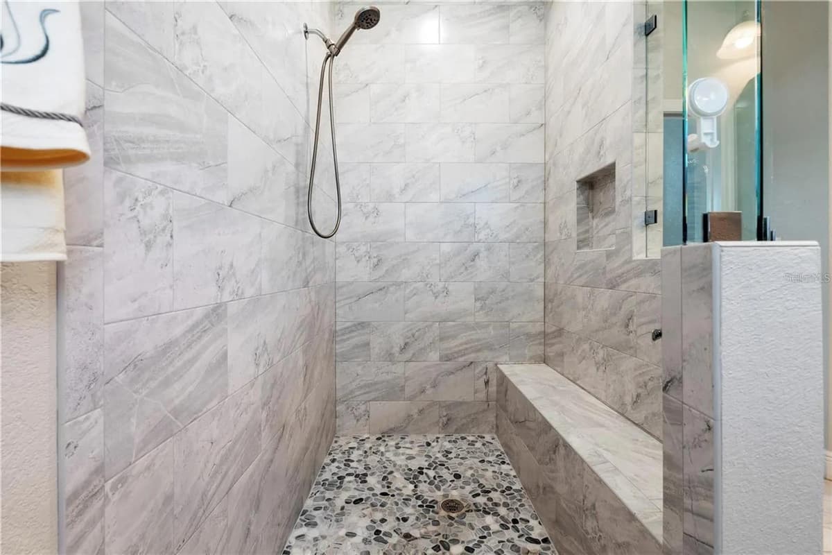 10391 COQUINA COURT — photo 16 of 37