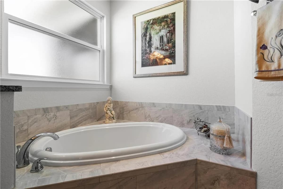 10391 COQUINA COURT — photo 17 of 37
