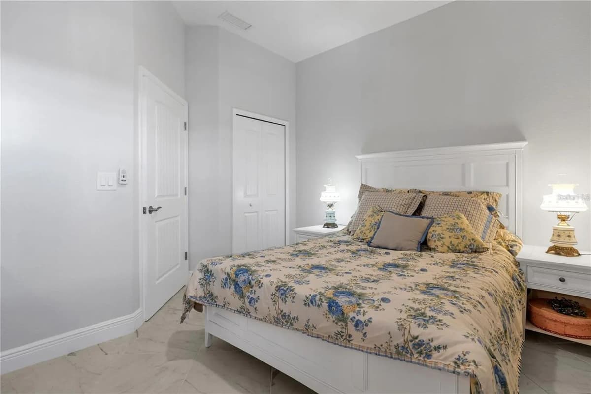 10391 COQUINA COURT — photo 22 of 37