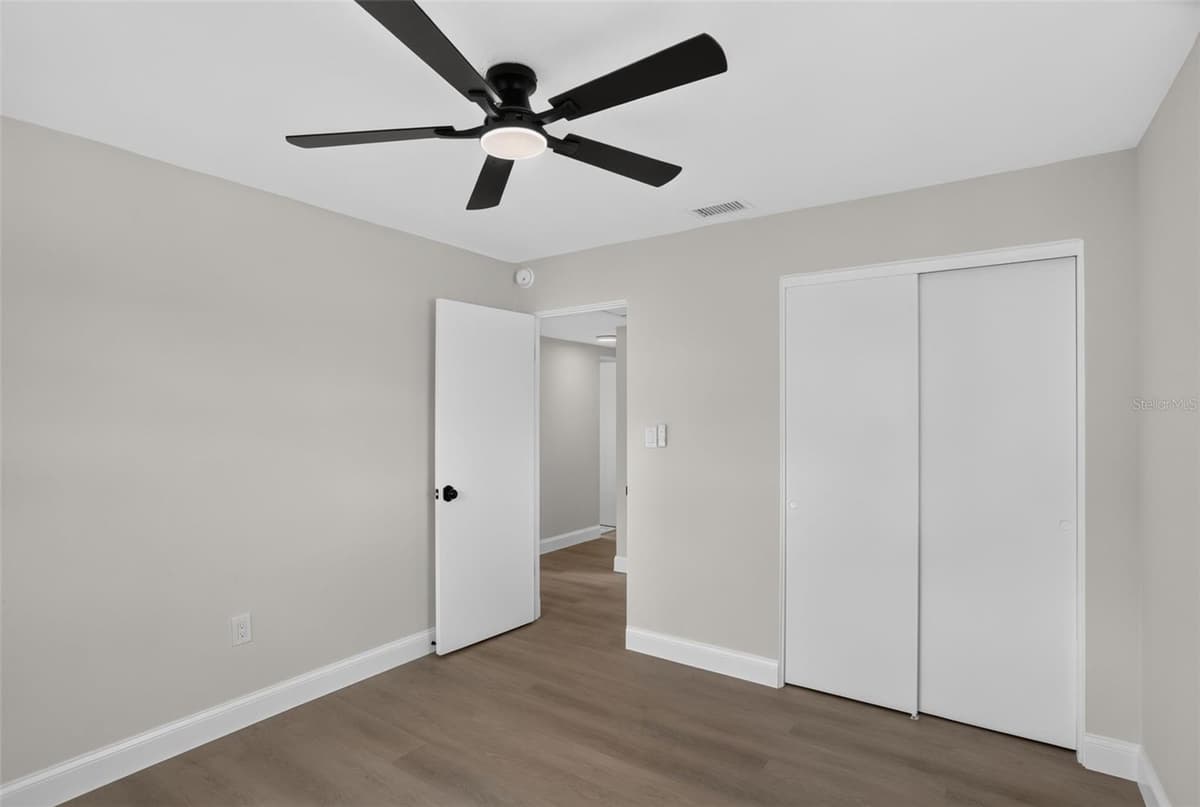 3413 PARIS PLACE — photo 15 of 22