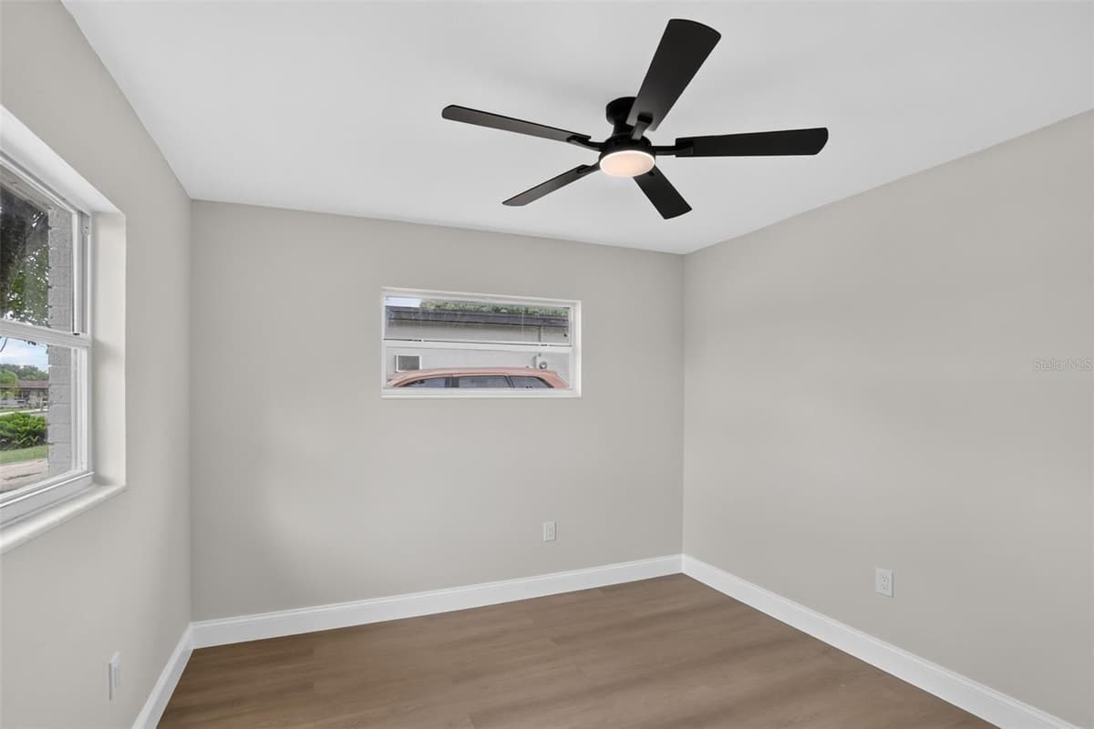 3413 PARIS PLACE — photo 16 of 22