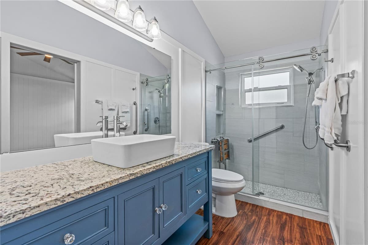 762 PINE SHORES CIRCLE — photo 18 of 43