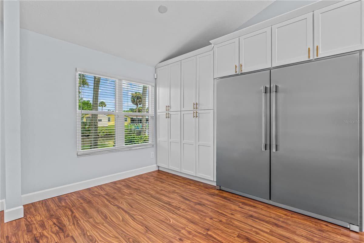 762 PINE SHORES CIRCLE — photo 11 of 43