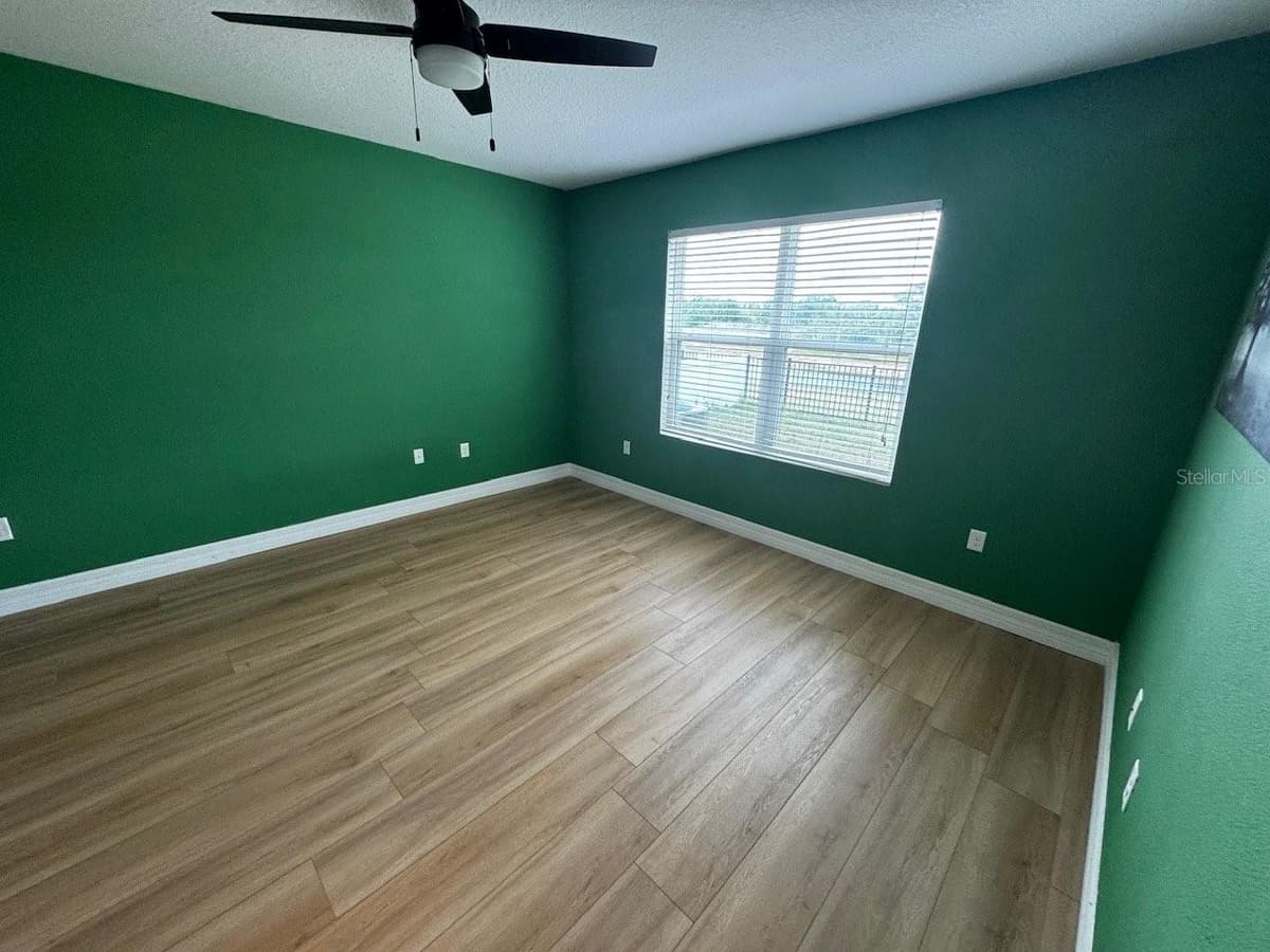 10526 WHISPERING HAMMOCK DRIVE — photo 3 of 7
