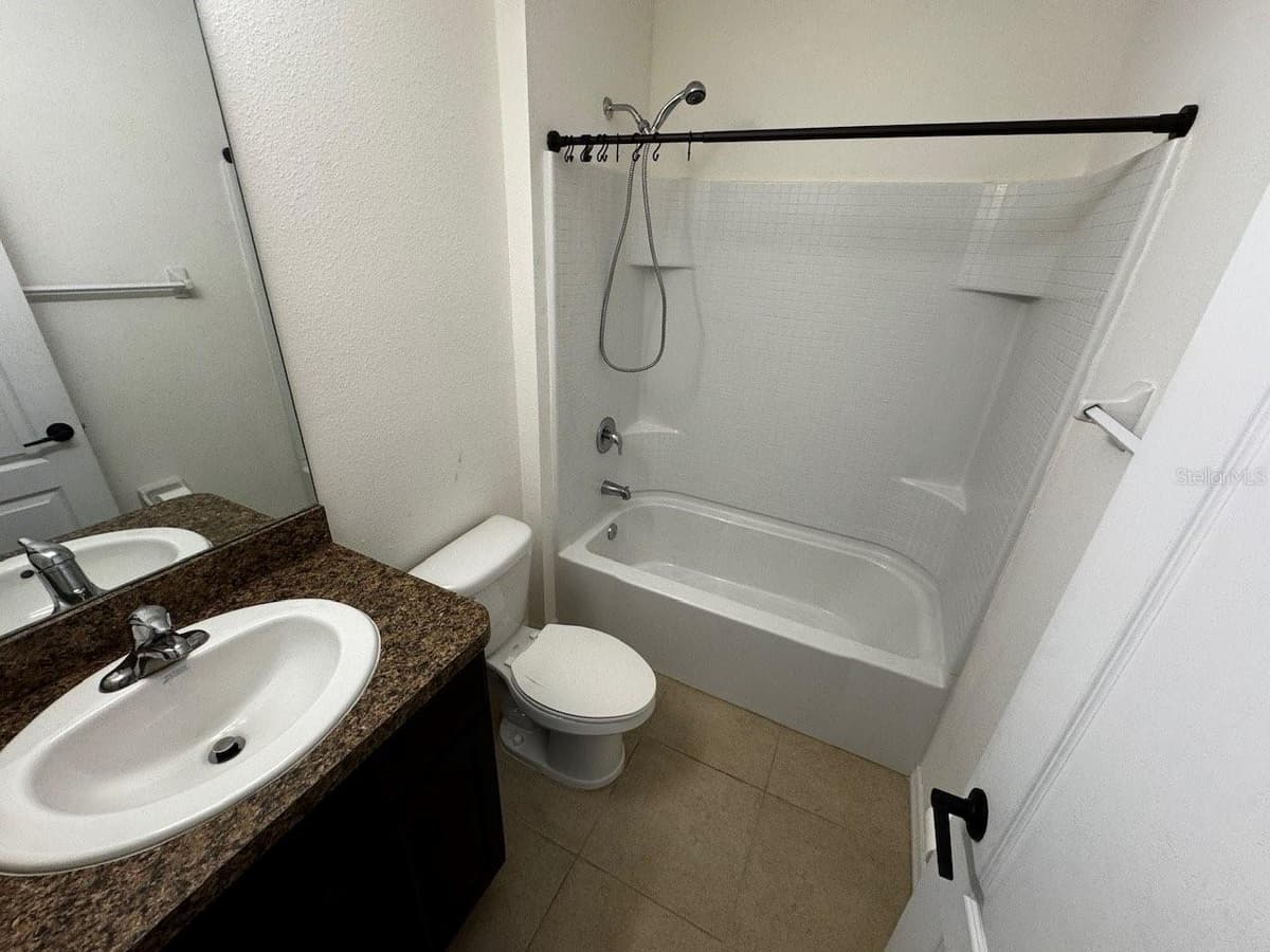 10526 WHISPERING HAMMOCK DRIVE — photo 5 of 7