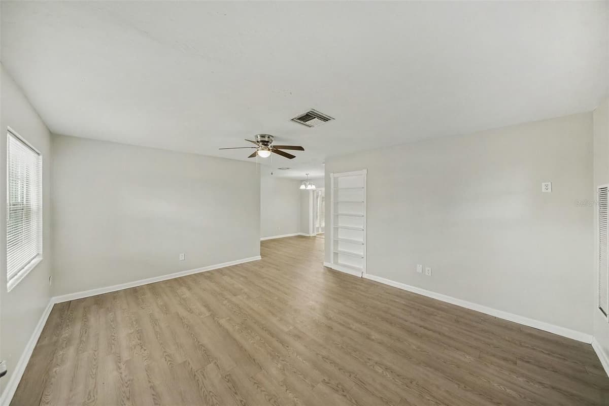 6925 TREEHAVEN DRIVE — photo 6 of 22